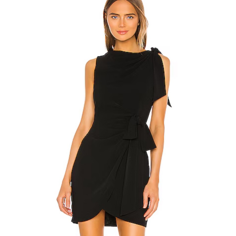 Cinq a Sept Mini Nanon Black Dress Sz 10
